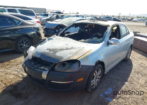 2007 Volkswagen Jetta Wolfsburg Edition from USA, damaged, VIN 3VWEF71K97M056732